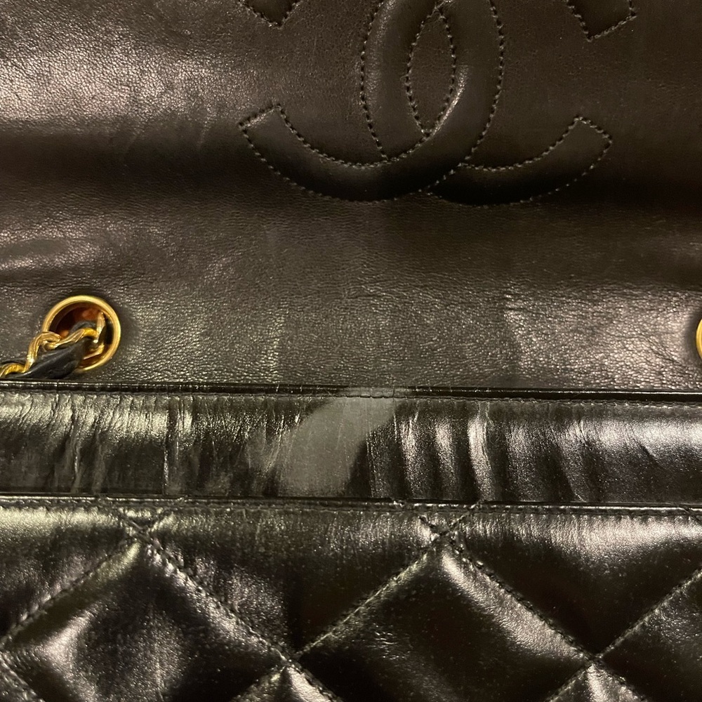 Chanel Vintage Diamond
Tip Single Chain Classic Flap - Picture 14 of 15